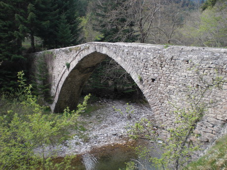 The old bridge of Chatzipetros